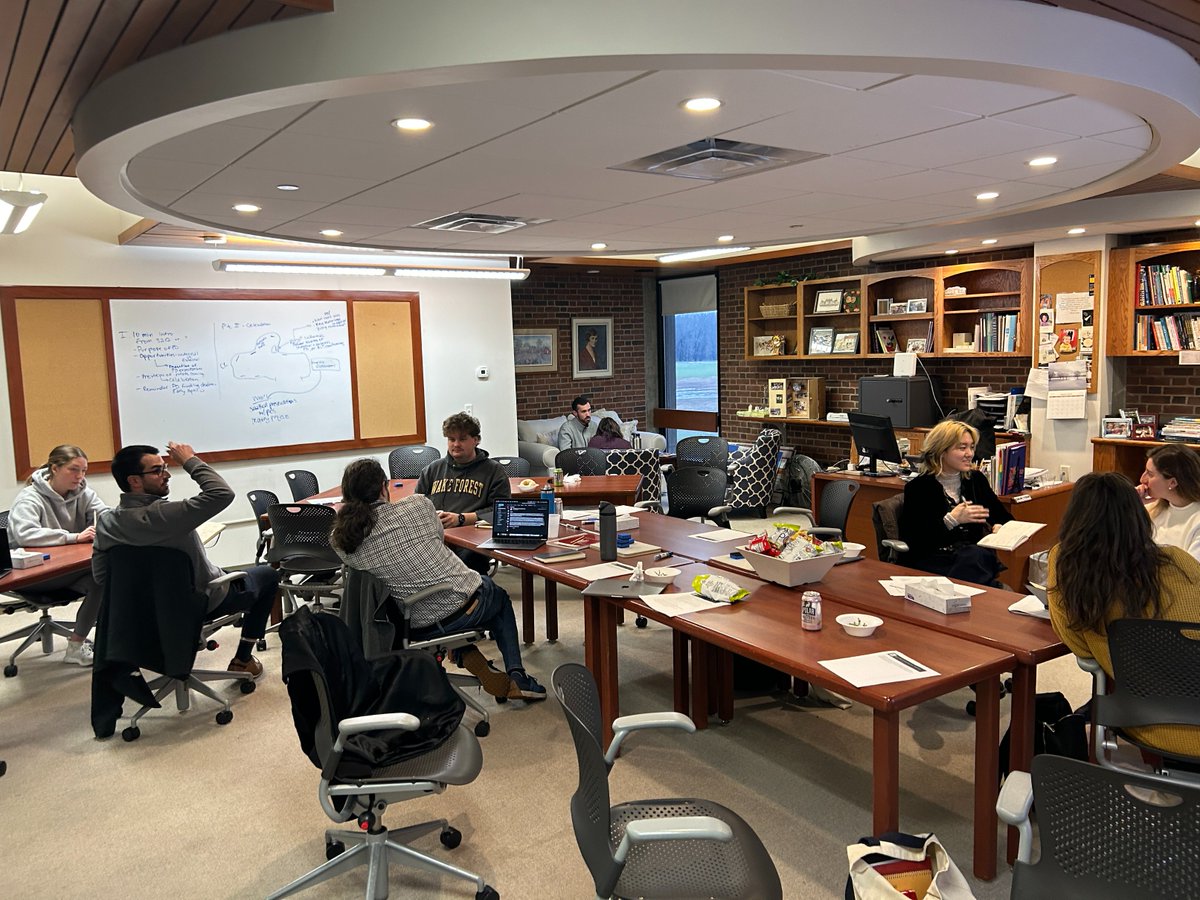 Kravis Center for Excellence in Teaching tweet media