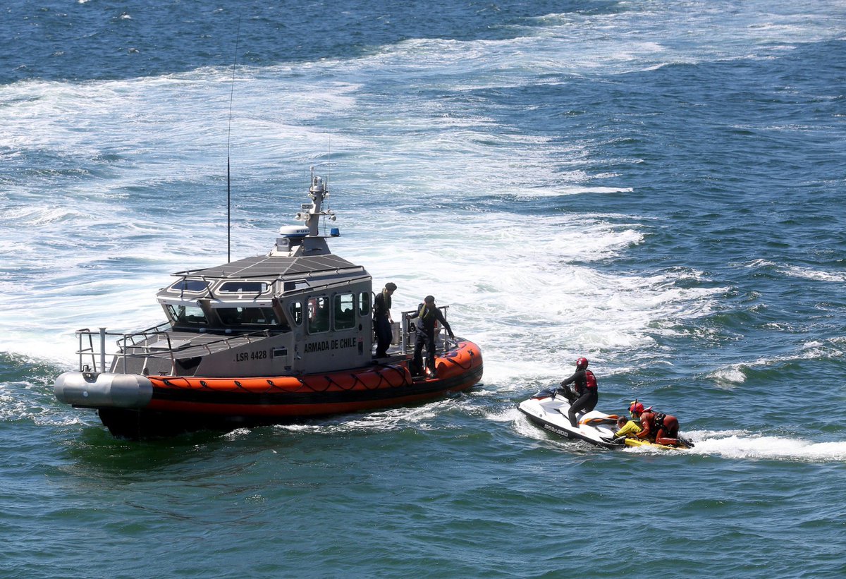 mindefchile's tweet photo. 🛥️ PROMOVEMOS EL AUMENTO DE LA PLANTA DE OFICIALES DE LITORAL Y EL FORTALECIMIENTO DE LA POLICÍA MARÍTIMA DE LA @Armada_Chile

El proyecto de ley fue ingresado este lunes al Senado por parte del @gobiernodechile, y en este hilo 🧵 te contamos en qué consiste 👇🏻 https://t.co/rlds3uORGp