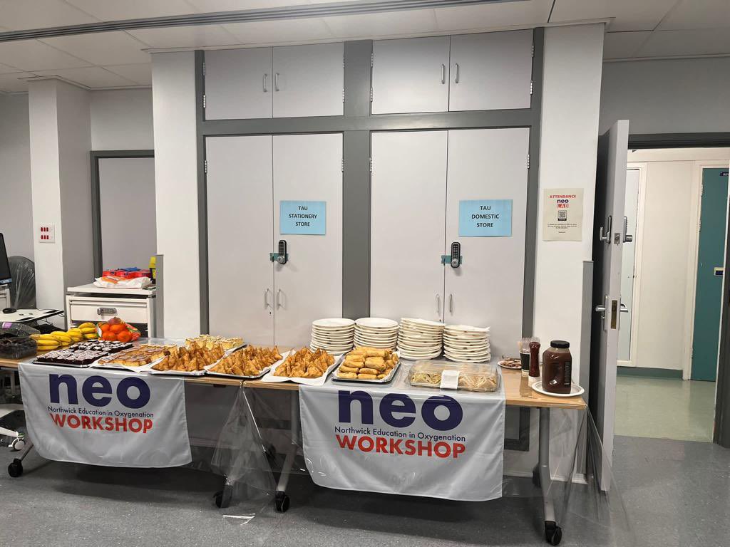 oldandbaffled's tweet photo. @NorthwickNEO airway lab is officially open! Invaluable trading resource for the department and for @LNWH_NHS Huge efforts by @AnaesthetiSingh and @LondonSneh  to get this done 👏🙏 and thanks to all who have made #NEO the roaring success it is 😁 https://t.co/Ux0yFCcGwB