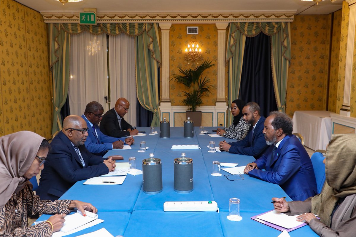 President <a href="/HassanSMohamud/">Hassan Sheikh Mohamud</a> met with President Azali Assoumani of the Comoros and the Chairperson of the African Union on the sidelines of the Italy-Africa Summit in Rome. They discussed regional issues of mutual interest as well as bolstering collaborative efforts towards