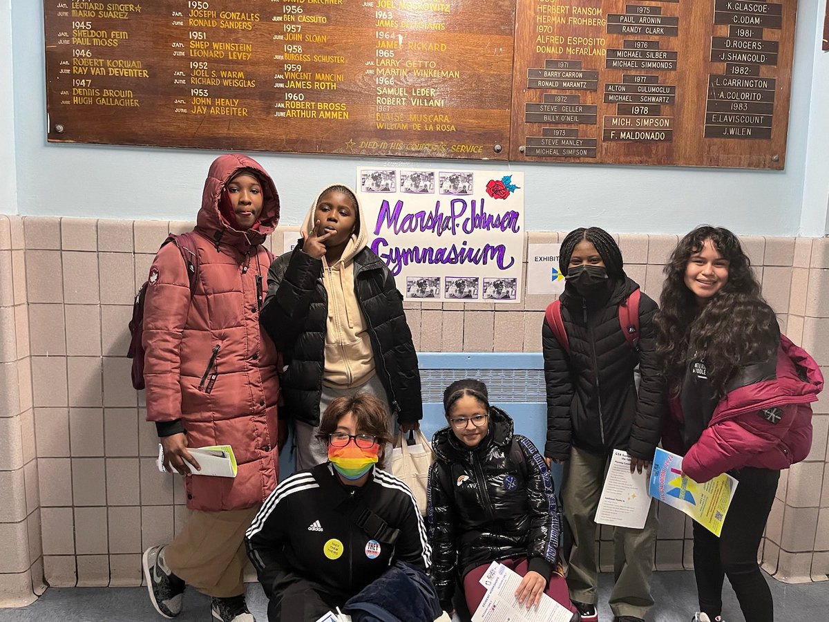 SBIMiddle's tweet photo. ⁦@CSD9Bronx⁩ ⁦@SBIMiddle⁩ represents at today’s GSA summit! https://t.co/OJvoioLgc9