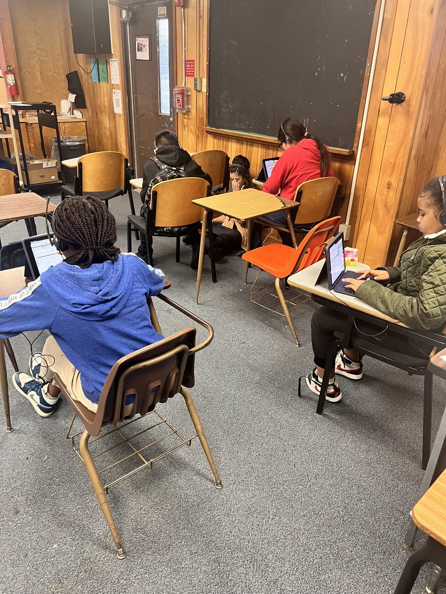 Monica Yelverton tweet media