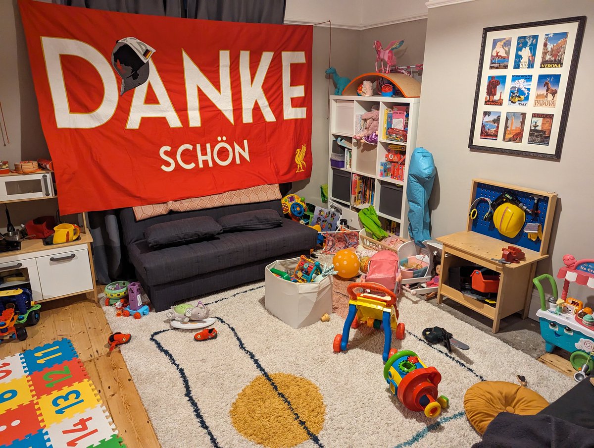 Handmade Banners tweet media