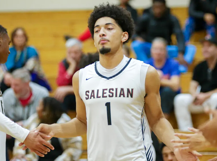 Crush in the Valley - Salesian College Prep edges Millennium (AZ):
Click here: bit.ly/3uftVwn
Salesian needed a defensive stop and steal by Alvin Loving IV on the final possession of the game to seal the win.
<a href="/crushvalley/">Crushvalley</a> <a href="/thegrindsession/">The Grind Session</a>