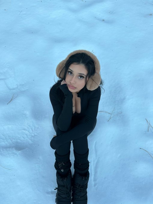 🍦 https://t.co/nyD2qM9VeJ