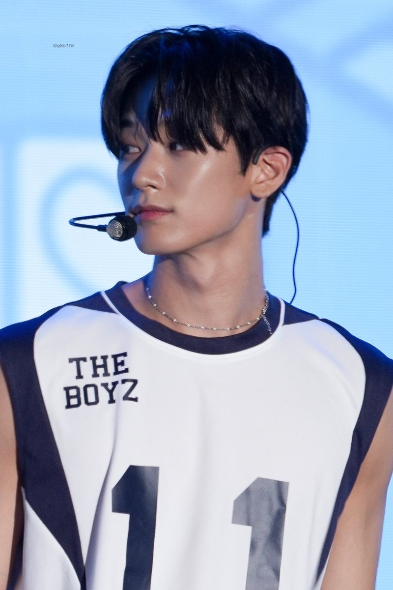 hyunjaesprite's tweet photo. thank you siargao sun for giving my boy that sexy tan https://t.co/H1bGi2od81