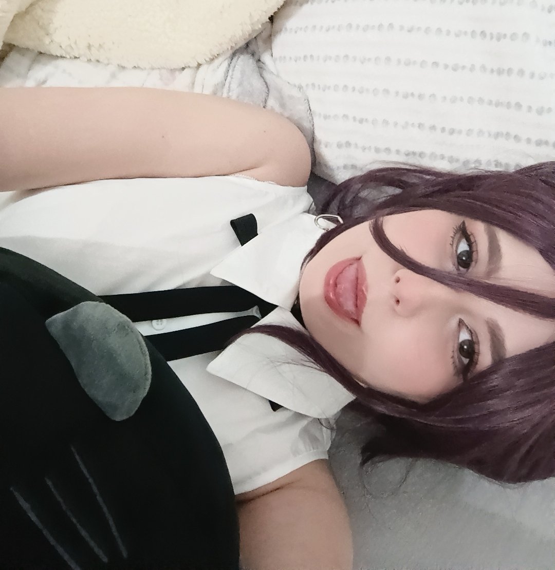 ʀᴇᴢɪɴʜᴀ ୨ৎ tweet media