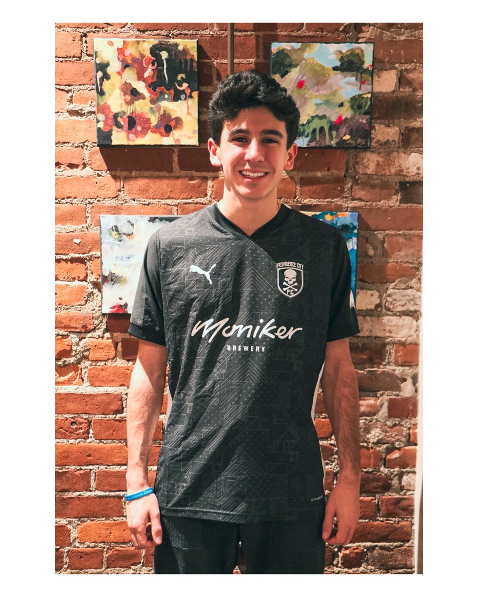 provcityfc's tweet image. Welcome @JakeKrikorian to the Rogues! ✍️