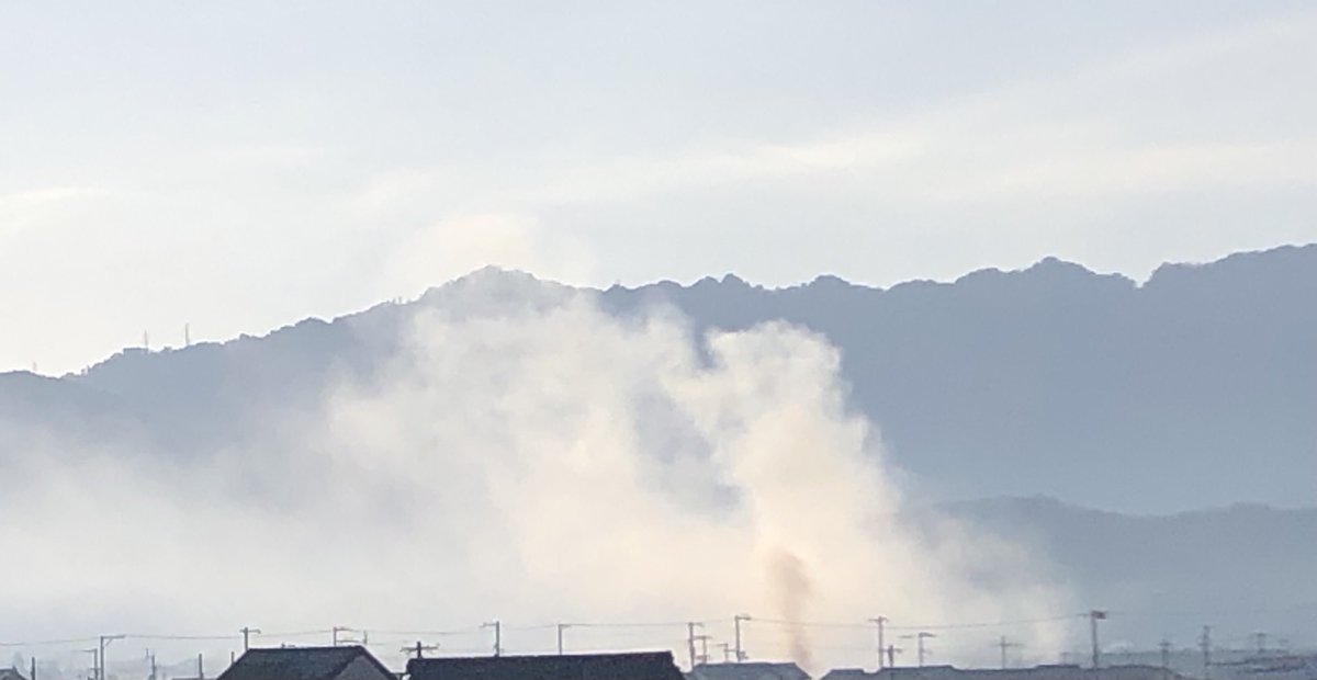 jens202309's tweet photo. 野焼き悪臭
酷いなこれ、三木町役場さんはどう思うか？
#香川県三木町
#野焼き悪臭 https://t.co/MLY5SmiqKf
