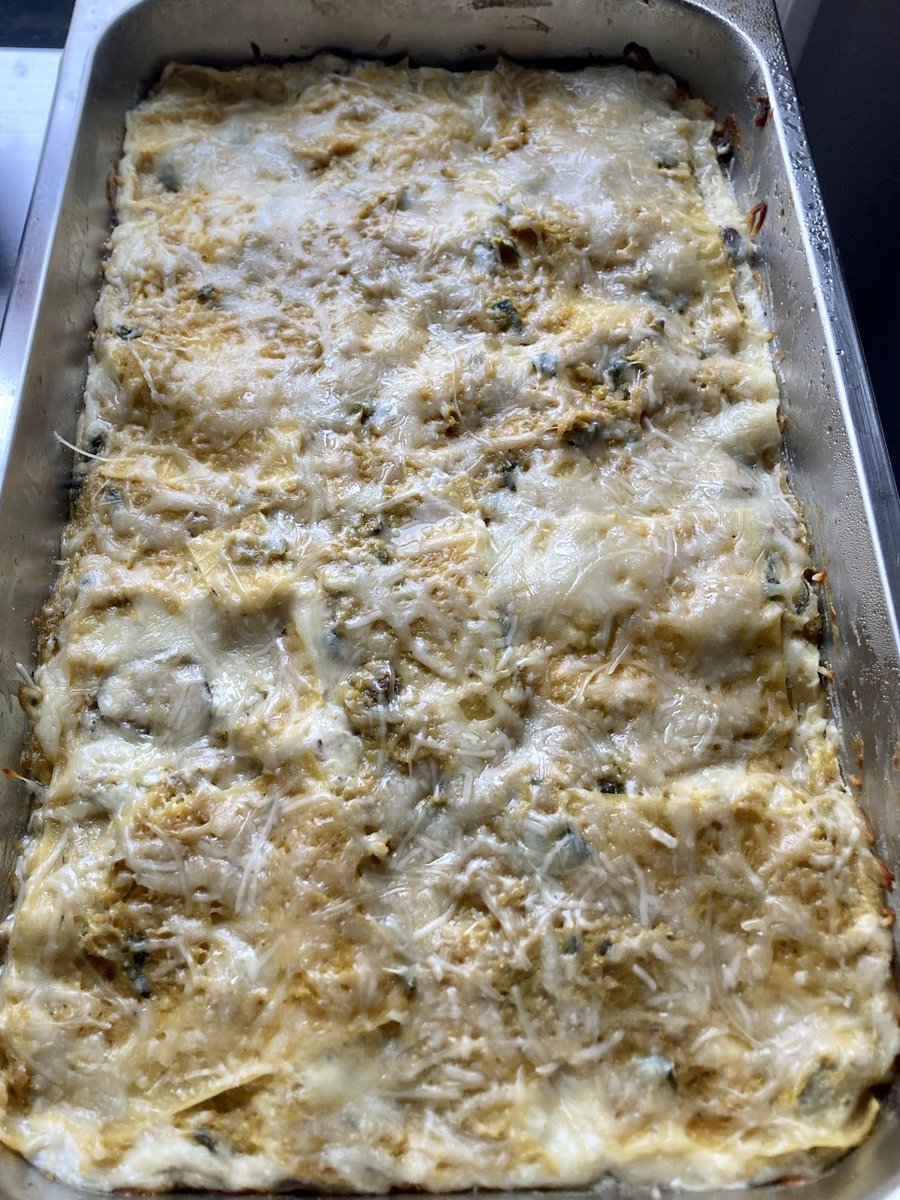 subvert_ud's tweet photo. This week we had picadillo w/ rice 🍚, veggie soup 🍲, lasagna 🍝, roast potatoes, pudding 🍐, &amp; coffee ☕️. Food &amp; supplies every Sunday 12:00-1:30 at U Heights (50th &amp; University)!

D0NATIONS (vmo subvert_ud) &amp; C0MRADES NEEDED (plz share)

#Seattle #SeattleMutualAid #MutualAid https://t.co/00Vg3kpgMa
