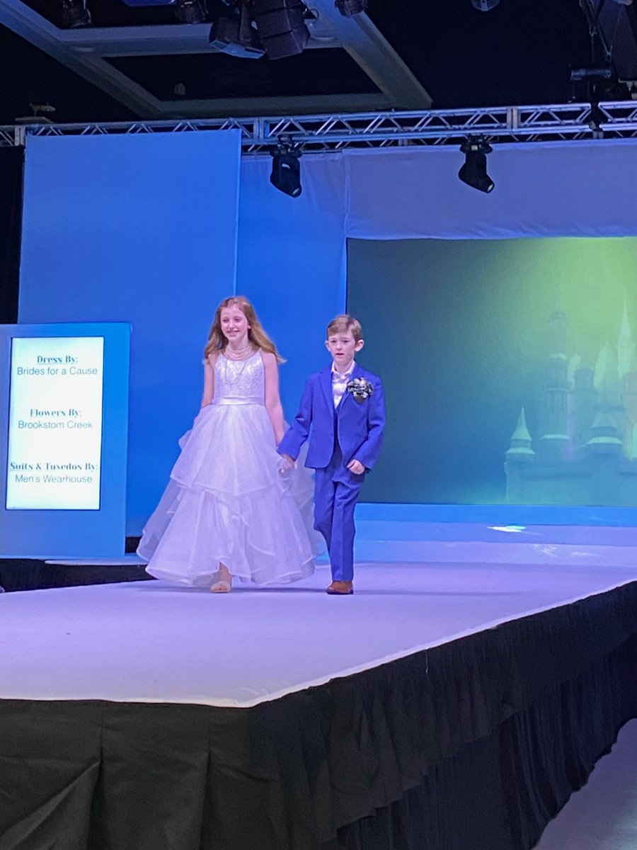 JadeElliottTV's tweet photo. So proud of these two! They worked the runway for @tcmmodels this weekend at the @seattlewedshow!!! I love being their mom! https://t.co/uK9pbnrPhr