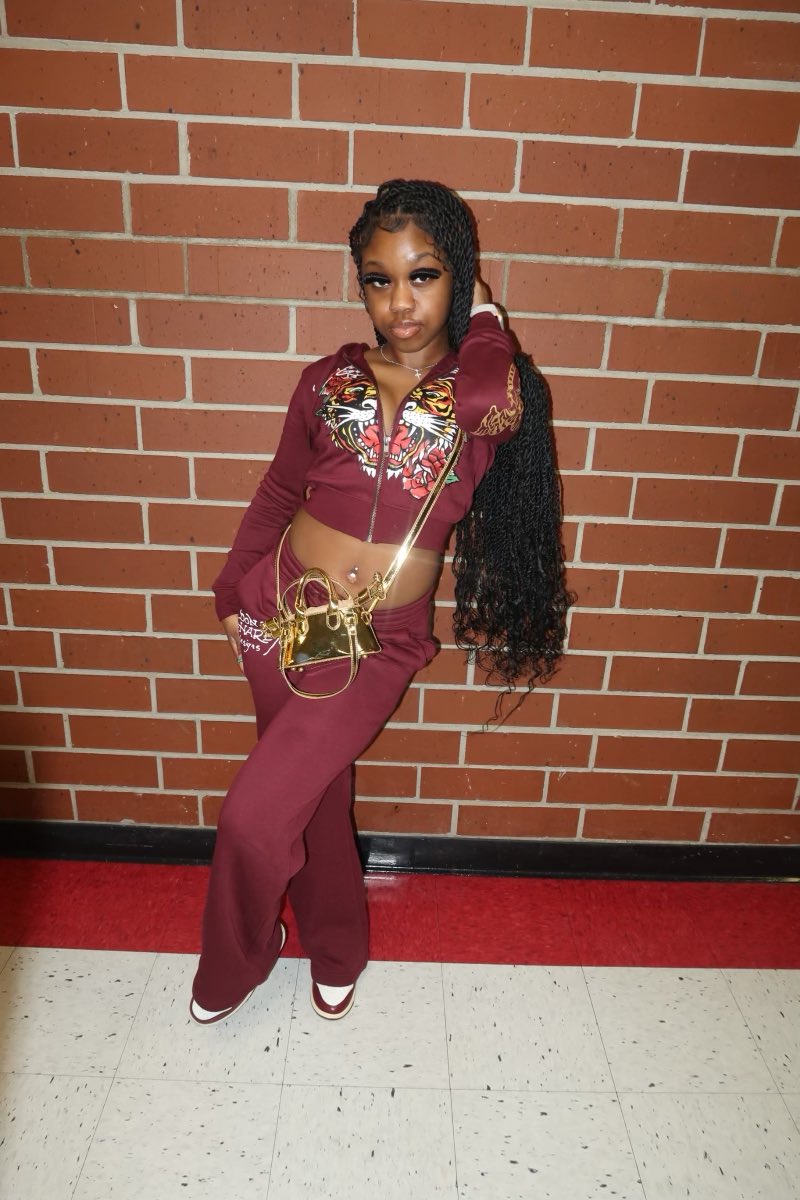 THE DOLL 👊🏽 . tweet media