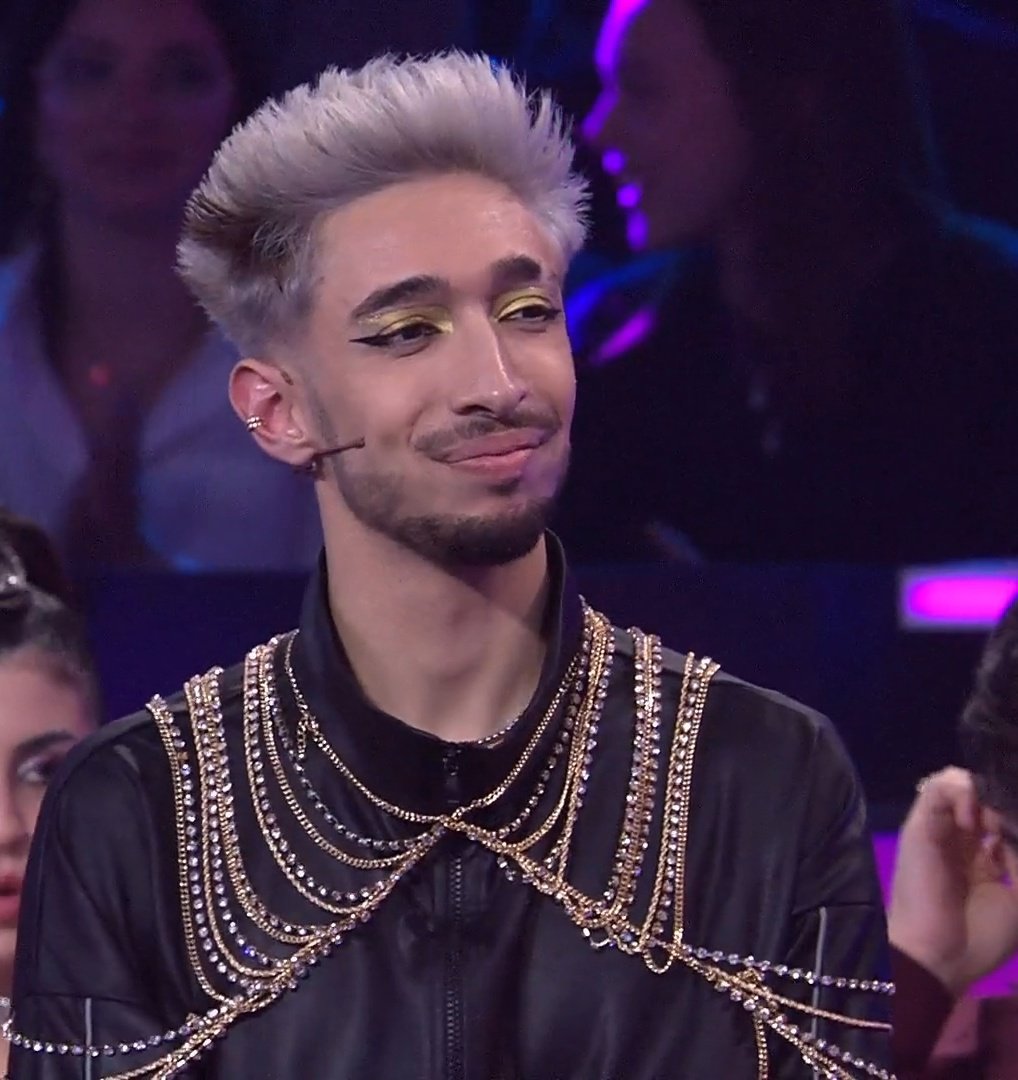 OT24h's tweet photo. ❔ PAUL EN DUDA

"Cuando se te hace cantar y bailar, el ansia boicotea la voz"
#OTGala9 https://t.co/FUEJYH3lEI