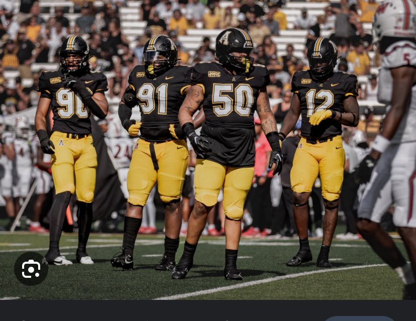 #AGTG I’m blessed to receive my first Division one offer from @AppState_FB @AJHOWARD_ASU @REALFOOTBALL804 @Lancer_Recruit @CoachDre55 @BeABeast50 @CRF4Dan @dzoloty @NationalComb1ne @DanNCSA