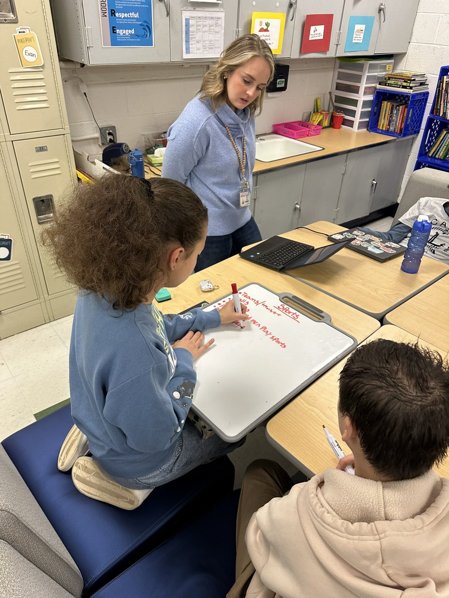 Mrs. Bartone tweet media