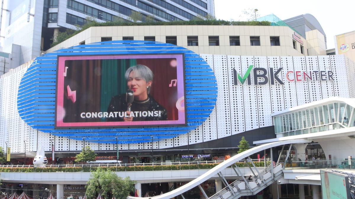 tpop_app's tweet photo. The Billboard Project เพลง เอ๊ะ! (𝐄𝐡!) จาก NuNew feat. Tan Lipta เพื่อน ๆ ยังสามารถแวะไปรับชมโปรเจ็กต์ได้ถึงสุดสัปดาห์นี้นะคะ ขอบคุณสำหรับการร่วมสนุกอีกครั้งค่า ❤️
.
📍MBK Center
🗓️Period : 29.01.2024 - 04.02.2024
⏰Time : 6 AM - 12 AM (GMT+7) | 1 time / Hr. https://t.co/gRKzOJtW7c