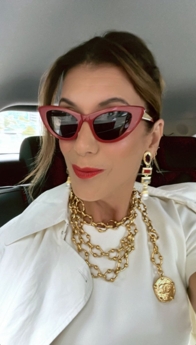 katewalshup's tweet photo. 📸 | Kate Walsh stunning during her stay at the Crown Melbourne, Australia! 🤍 https://t.co/LvO4QCACN2