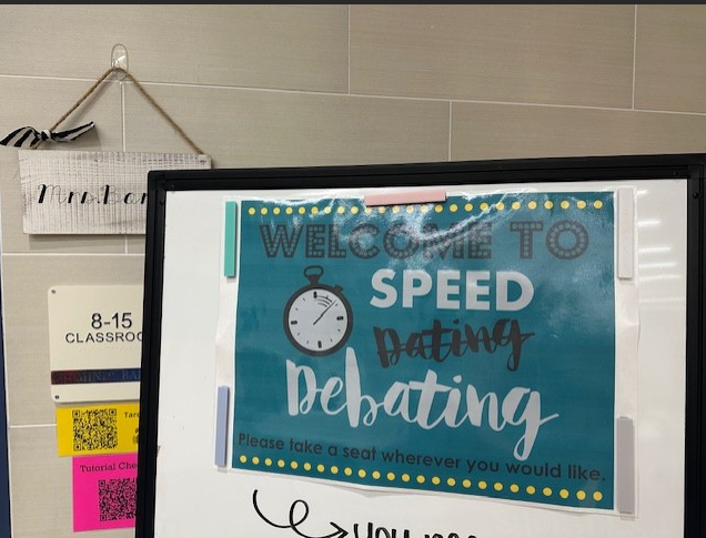 MISDRiverValley's tweet photo. English class is more fun(and passionate) when you are asked to argue! #SpeedDebating #8thGrade https://t.co/7HHBi37jWH