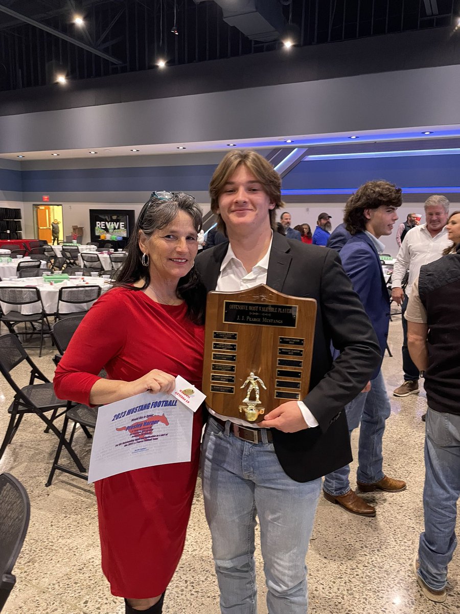 Presley Harper (@presleyharper7) on Twitter photo Great Season with Some Great Teammates
-Team Off MVP
-1st Team All District QB
-All City Off MVP
-Academic All District
<a href="/JJPMustangFB/">JJP Mustang Football</a> <a href="/CoachJ_Lambert/">Jarrett Lambert</a> Great Season with Some Great Teammates
-Team Off MVP
-1st Team All District QB
-All City Off MVP
-Academic All District
<a href="/JJPMustangFB/">JJP Mustang Football</a> <a href="/CoachJ_Lambert/">Jarrett Lambert</a>