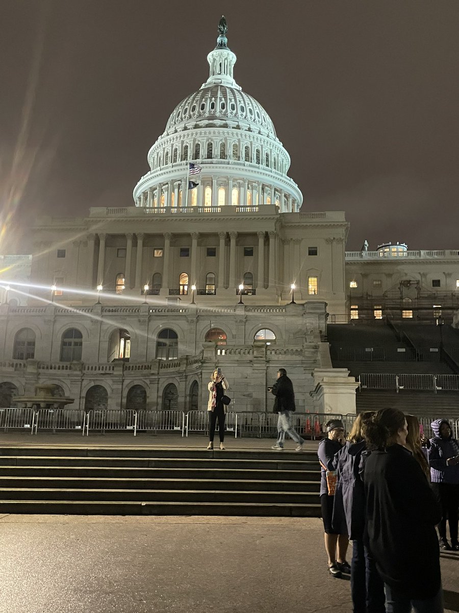 Lkern12's tweet photo. Nighttime DC tour with #schoolnurse NASN colleagues! Board night out #NASNBOD2024  @schoolnurses ❤️ https://t.co/LI8CGICamc