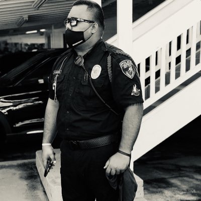 OfficerSitafine's tweet photo. #NewProfilePic https://t.co/dmrCzuQzyc