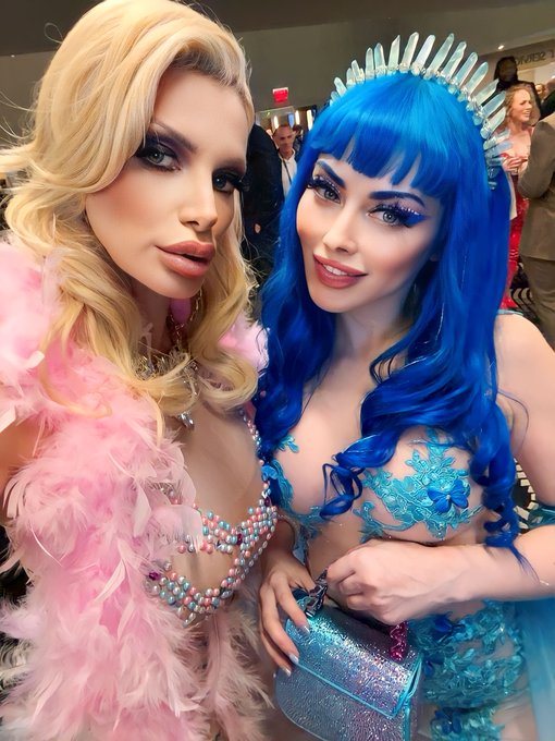 RT - Had a blast at the 2024 @avnawards Show with the absolute stunners 🌟 @OhItsEmmaRose @ChristianaCinn<a class="tags" target="_blank" title="On Twitter" href="/?out=eyJ0eXAiOiJKV1QiLCJhbGciOiJIUzUxMiJ9.eyJpYXQiOjE3MjExODE1OTUsImlzcyI6InR3cG9ybnN0YXJzLmNvbSIsIm5iZiI6MTcyMTE4MTU5NSwiZXhwIjoxNzUyNzE3NTk1LCJyZWRpcmVjdF91cmwiOiJodHRwczovL3R3aXR0ZXIuY29tL2F2bmF3YXJkcyJ9.2xh7o0zoG9KipSdP4AhLeW-fieNa36dJypj2araSDAIXUk2Vraf-6UMRWCDcJ0cejqwaM1NdddEKUiIcOtIwSQ">@avnawards</a><a href="/tag/avn"class="tags"><span>#avn</span></a><a href="/tag/avnshow"class="tags"><span>#avnshow</span></a><a href="/tag/avnawards2024"class="tags"><span>#avnawards2024</span></a>