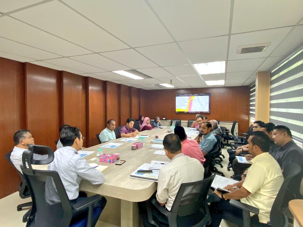 PasukanProjekTrg tweet media