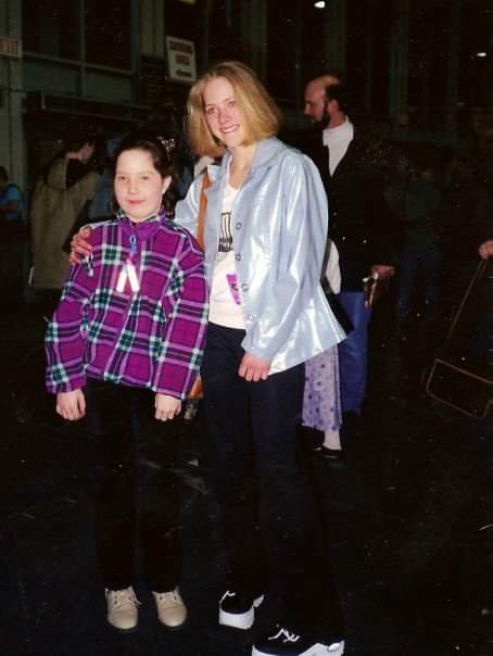 Kelsey_Kelly7's tweet photo. Hey @AvrilLavigne ! 
This is you in Ottawa when you won a contest to sing with @ShaniaTwain! (I think I was 9 ish)  My dad knew you were going to be a big star &amp; happen to see you leaving that night &amp; also got your autograph too! Hoping to go see you August 14! 😁 https://t.co/dAKZ4YFvMJ