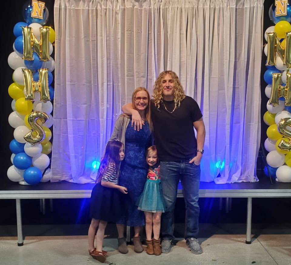 jonathan powers (@jonathanpow44) on Twitter photo Had my senior banquet yesterday. Blessed to receive all academic and all state awards for classification 1A. Memories will forever be cherished, Thank you newberry!💙💛 <a href="/DCCoachJ5/">Ed Johnson</a> <a href="/recruittheN/">Newberry High School Football College Recruiting</a> <a href="/ReidFlem40/">Reid Fleming</a> <a href="/CoachBubbaNHS/">Coach Bubba Ennis</a> <a href="/H2_Recruiting/">Hasani (H2) | Football Recruiting</a> Had my senior banquet yesterday. Blessed to receive all academic and all state awards for classification 1A. Memories will forever be cherished, Thank you newberry!💙💛 <a href="/DCCoachJ5/">Ed Johnson</a> <a href="/recruittheN/">Newberry High School Football College Recruiting</a> <a href="/ReidFlem40/">Reid Fleming</a> <a href="/CoachBubbaNHS/">Coach Bubba Ennis</a> <a href="/H2_Recruiting/">Hasani (H2) | Football Recruiting</a>