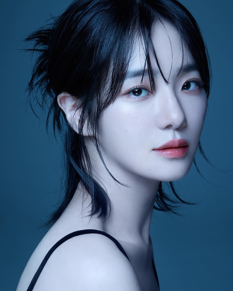 lmugv2's tweet photo. <나인 퍼즐> 김다미 박규영
수사물 범죄 스릴러
구매결제매수매입 제가살게요 https://t.co/kQFs063M6e