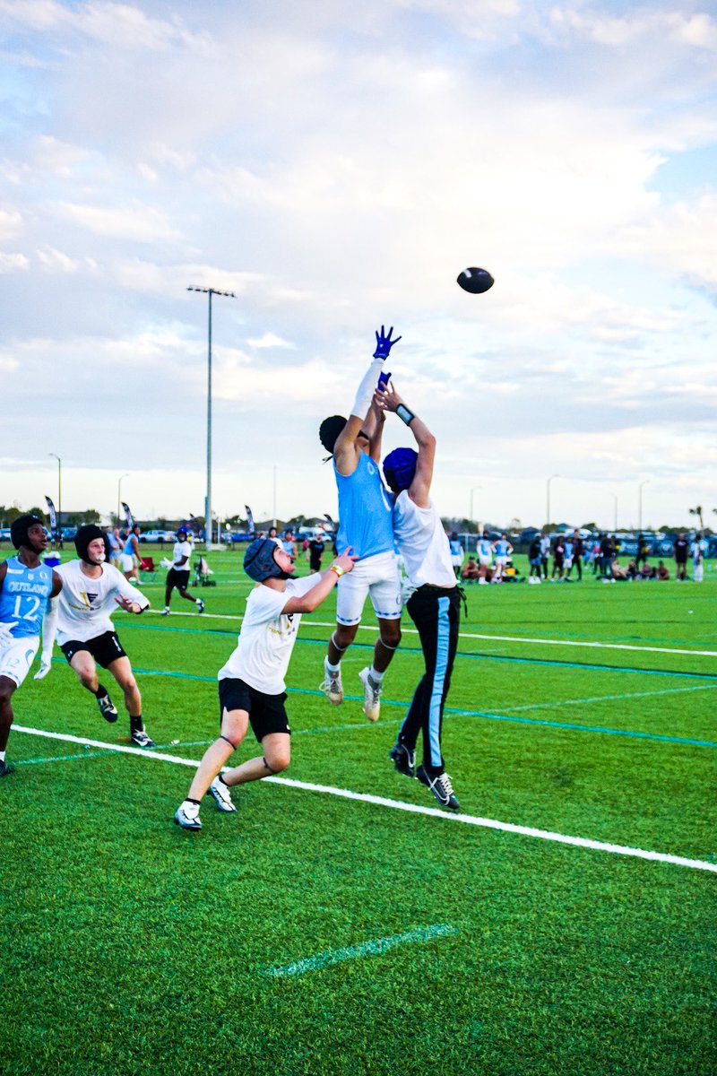 FloridaOutlawz's tweet photo. ‘28 WR Kahlil Taylor is on another level! The 6’0 160lb WR showcased his ball skills and athleticism all weekend! HE WILL GO GET IT! 8th grader destined for a bright future! @KTBLURR https://t.co/dKDXZHclB1