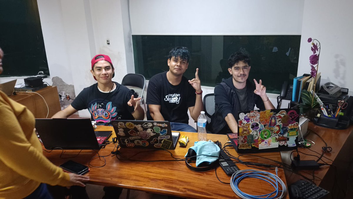 adalbertoi's tweet photo. El Global Game Jam 2024 ha sido una experiencia enriquecedora. Organizar la sede por segunda vez en la comunidad CODEVIN en Tepic, Nayarit, ha sido todo un logro. Mi agradecimiento a todos los participantes por su entusiasmo y compromiso excepcionales. https://t.co/d4M75pLT0Y