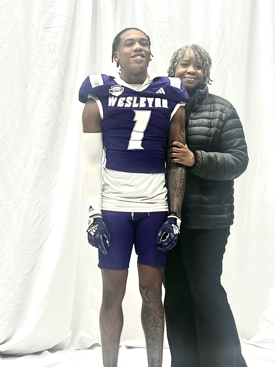 In Da Zone <a href="/CoachYoung41/">Coach Tyrone Young Jr. II ™</a> <a href="/CoachJMike/">Coach JMike Williams</a> <a href="/PORTCITYPROSPEC/">PORTCITYPROSPECTS</a> <a href="/helmet2helmt251/">Helmet2Helmet251</a> <a href="/SaralandHigh/">SHS</a>