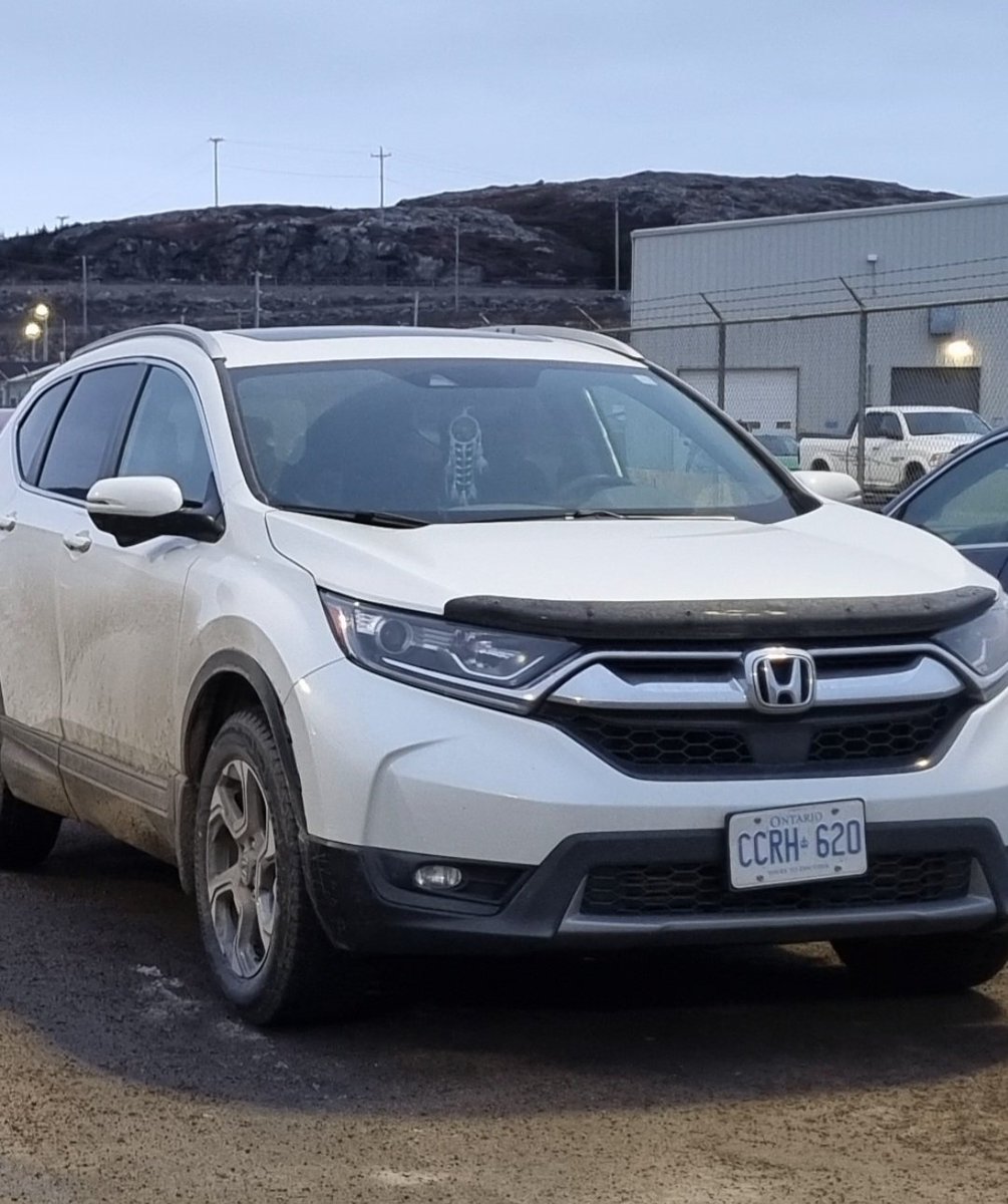 Nisha06863093's tweet photo. @CrimeStoppersSF @PoliceSmiths @vslanark @ChimoSchool @UCDSB @AlgonquinPerth @LGLHealthUnit @JackieColdrey @Tompkins1Aaron White Honda CRV, plate CCRH 620 STOLEN from 33 centre street  on 28th 5.40 am ( per camera footages) 2 days past since lodged complaint with smithfalls police , Any private detective referrals,leads or help much appreciated . https://t.co/mvivxgHktf