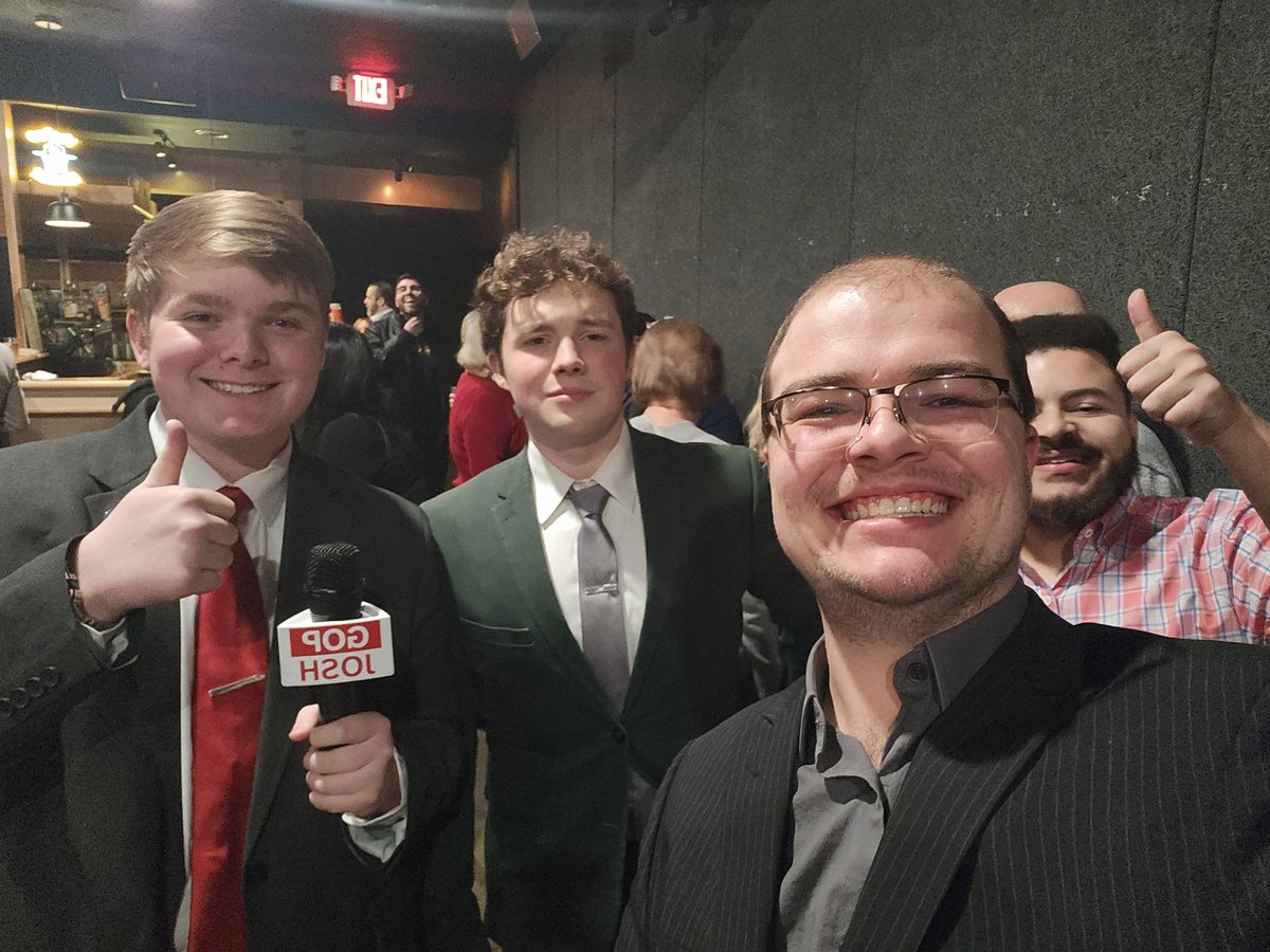 bmmaagUSA's tweet image. @GOPJosh20 @KAndersonAkron Phineas Kelly. And I. The future of Ohio. 

#Americafirst #ohiofirst
