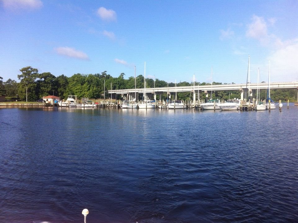 Located on Black Creek off US 17 in Clay County. Black Creek Marina is here for all your Bait n Tackle, Fuel, Boat rentals and Slip rentals