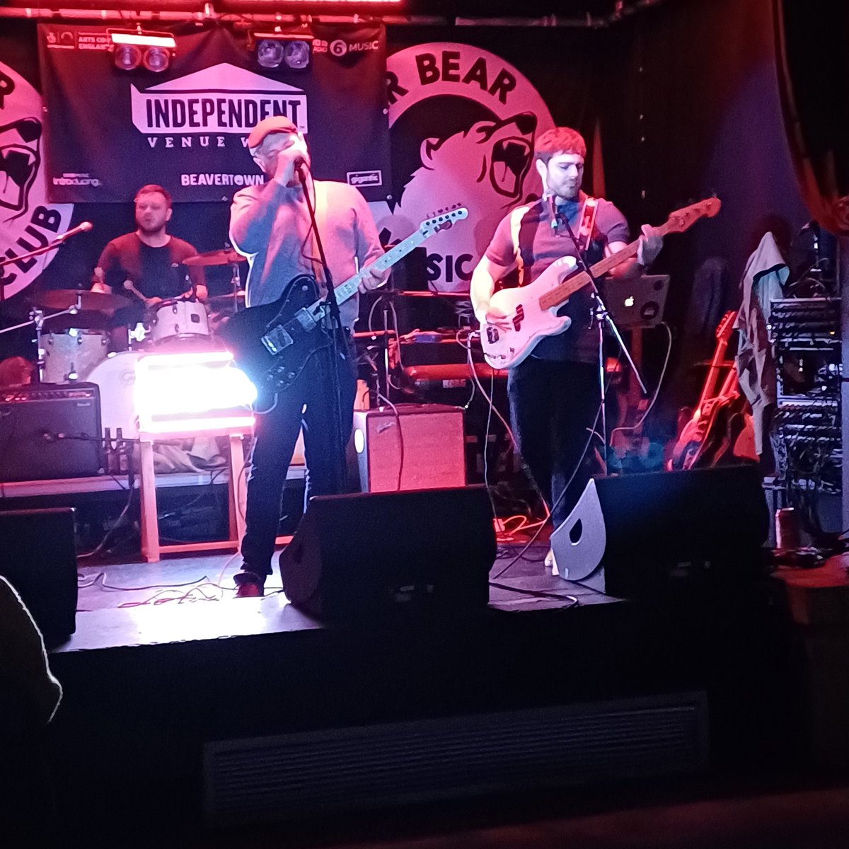 Lockolike's tweet image. An awesome night @PolarBearRoars @Morals_theband getting better with every gig. @daclockworks finishing the night with a cracking set. Great to see @SsWizaard #KeepMusicLive #MusicForMoods