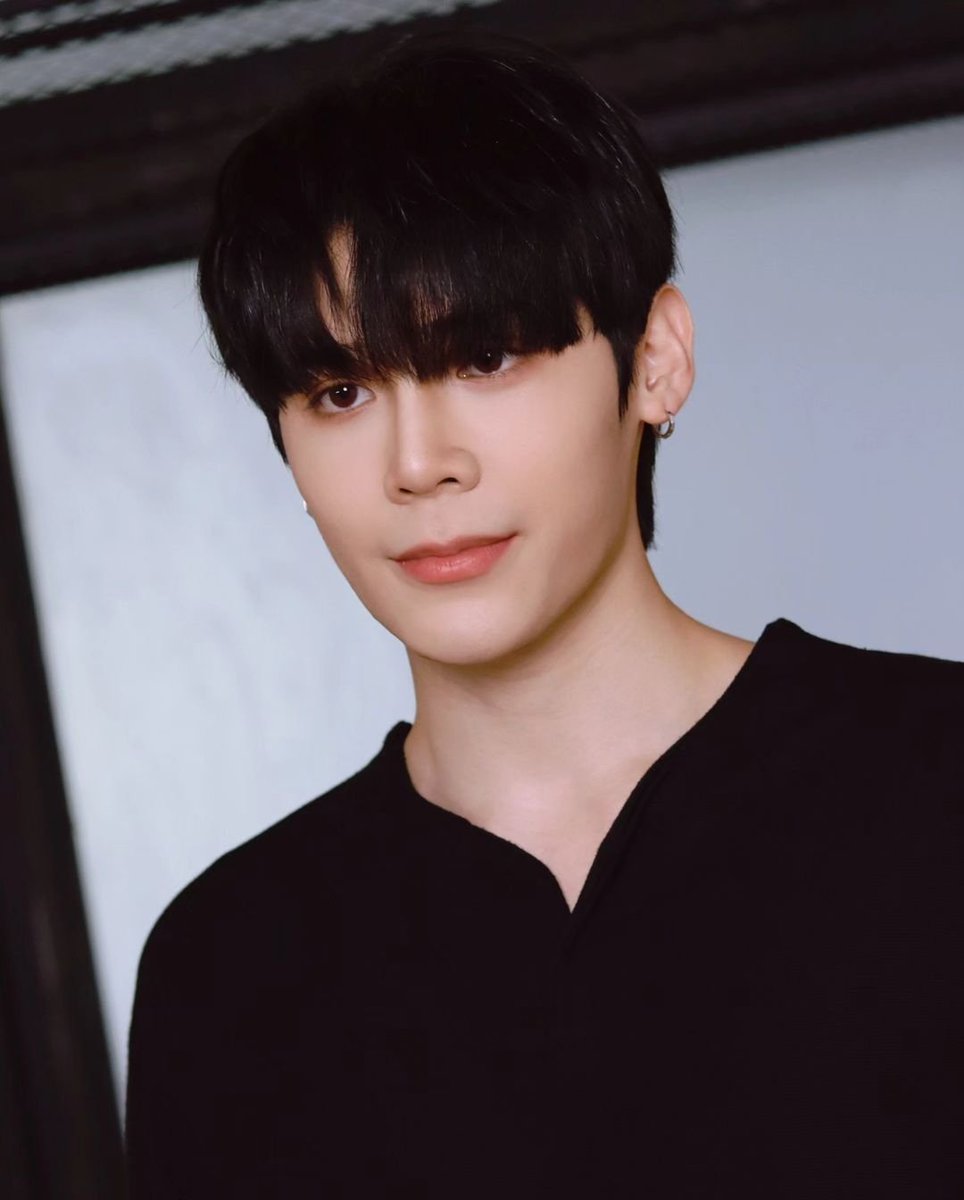 njnnii_1X9X's tweet photo. พ่อเทพบุตรสุดหล่อของ #BabyFeat 🩶✨️

— #BADxLoveSeaTheSeries —

#BadOfficial #ฮะอะไรนะ 
@fort_fts #FortFTS #ComeFortZon 
@peatwasu #Peatwasu #CaptainPeat https://t.co/JxNCkgYmS4
