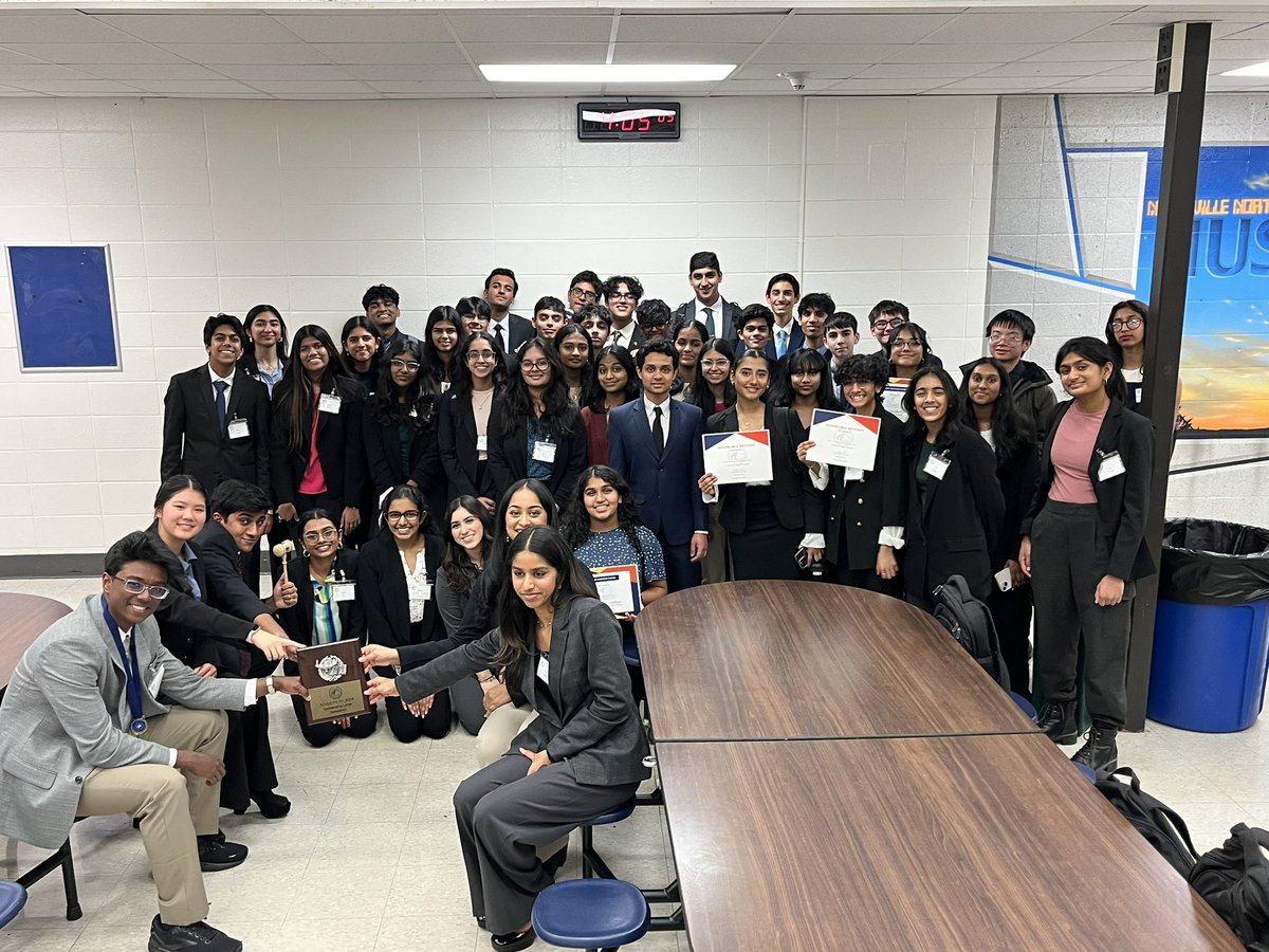WVHSModelUN's tweet photo. WV Model UN competes at Naperville North and brings home the Outstanding Large Delegation award. https://t.co/NYTAJvTlbD
