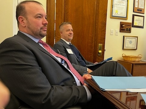 Potomac_Bank's tweet image. Our very own Aaron Howell and Matt Stickel represented BCT at the Community Bankers of West Virginia Legislative Reception this past week!  We're proud to advocate for community banks across the state, discussing issues to support our communities. 💼💬
#myBCT #BCTCommunity