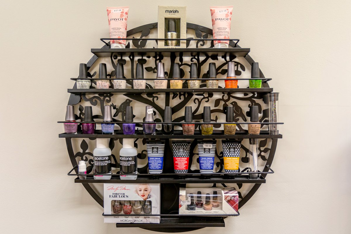 Treat your hard-working hands, @omrabeauty 💅 #opi #morgantaylor #nailpolish #artisticcolourgloss #Shellac #apivita #payot #dadioil #manicure #manipedi #pedicure #handcream #giftideas #dublinsalon #Beauty @histyleie @CreativeOceanic