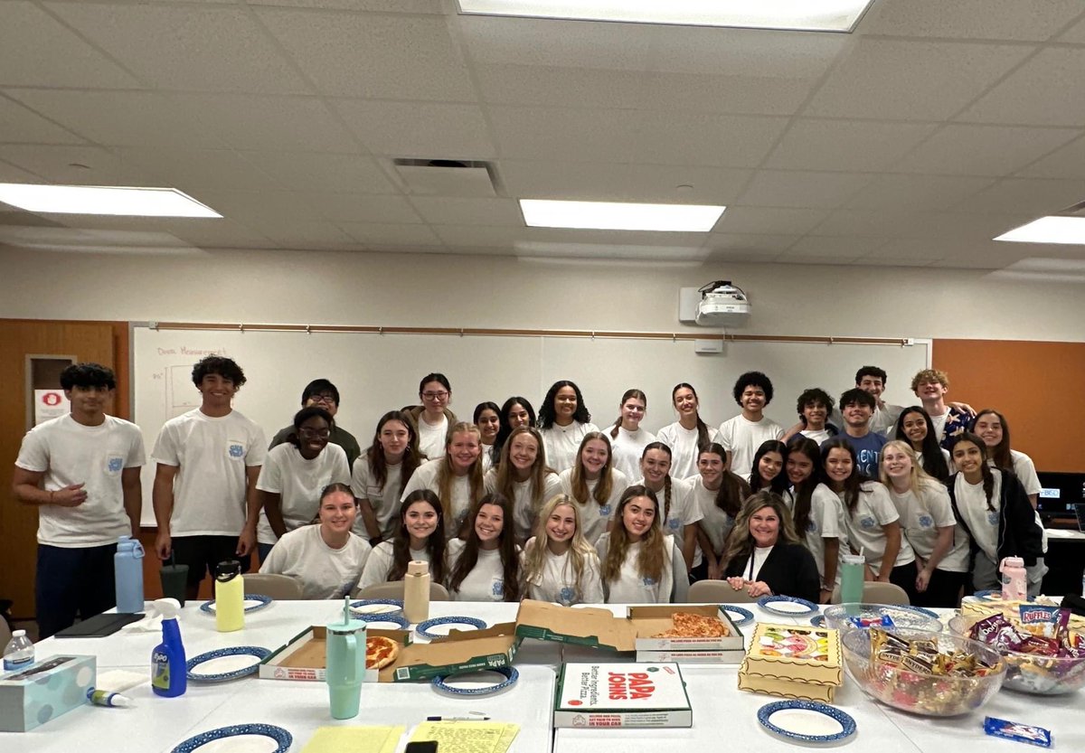 Thank you to Ms. Mayo and her CHS PALs students from Clements High School for taking the time today to lead Junior Achievement for all our students. Junior Achievement teaches lessons in financial literacy, work and career readiness, and entrepreneurship.