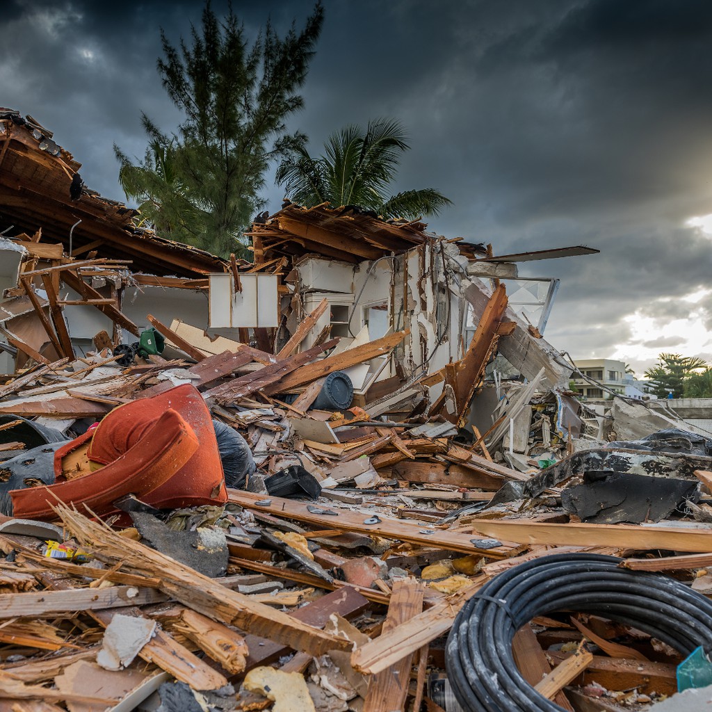 Debris removal after hurricanes is a massive task. Discover the challenges and alternatives in our latest blog post. 🚧💪

Read more 👉 lttr.ai/ANweD

#Hurricane #Hurricanepreparedness #HurricaneImpact #HurricaneAwareness