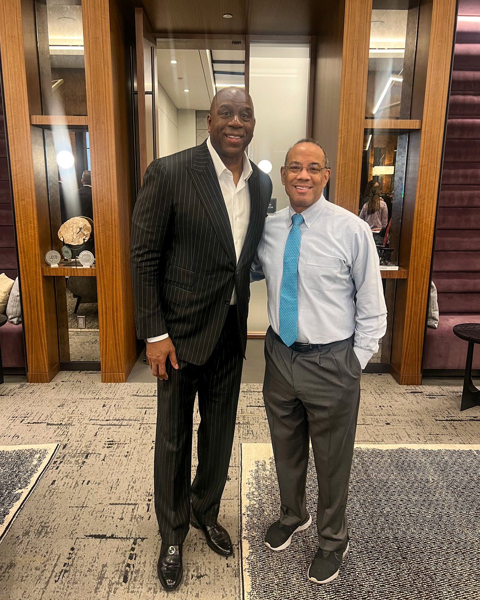 Earvin Magic Johnson tweet media