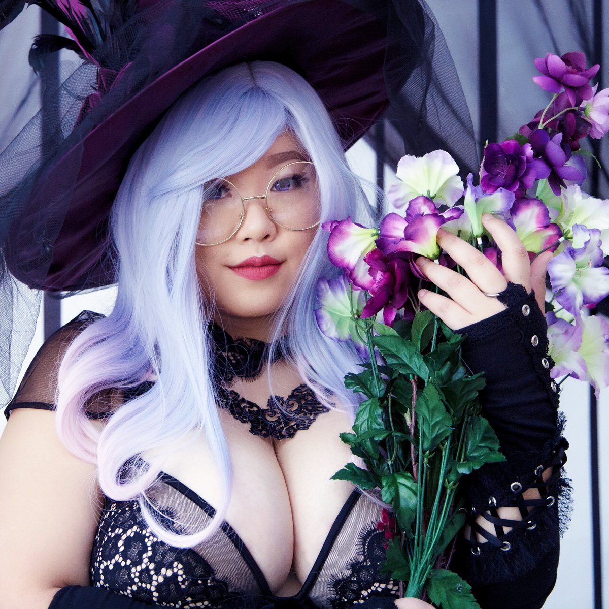 StoryTeller_Cos's tweet photo. If you see this, post a witch. 🔮🧹🧙🏻‍♀️ https://t.co/EzsedMvaDf