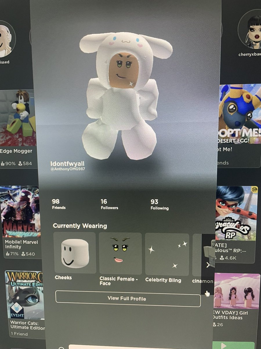 serenitysmoons's tweet photo. scammer warning! stole two godlys from me in mm2! i have a recording, ill add later! 

i only know this is their roblox username, so keep an eye for them and report them if you can! 

(reposts are appreciated! ^^) https://t.co/QRsZ2HNSob