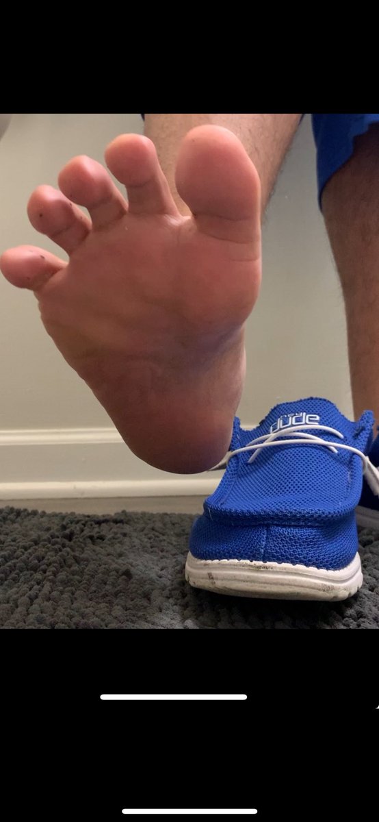 CarlosPrince00's tweet photo. @FeetFinder Heydudes no socks 👃👃👃🦶🦶🦶🤢🤢🤢 https://t.co/204iCQc4ie