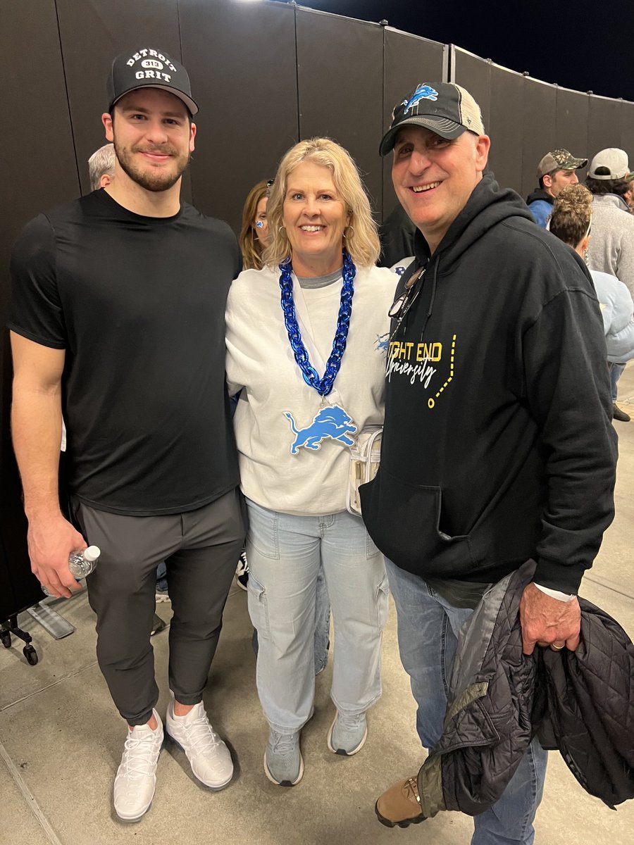 Rest up, heal and can’t wait for Soph season! Love my Lion!❤️