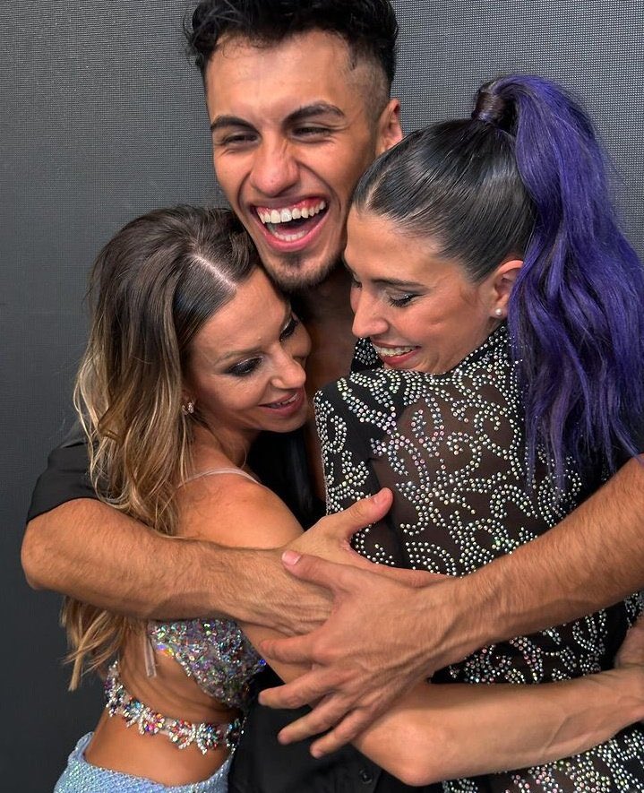 Para mi los campeones <a href="/noeliamarzol/">noelia marzol</a> <a href="/jonylazarte/">jonylazarte.ok</a>  #Damasia indiscutiblemente  los campeones, si pudiera votar  ese fuera mi voto, vamossss…. A darle duro, desde  🇪🇨#Ecuador les mandamos las porras,  🥳 sos unos grosos  la van a  romper  💪🏼#bailando2023 #Bailando2024