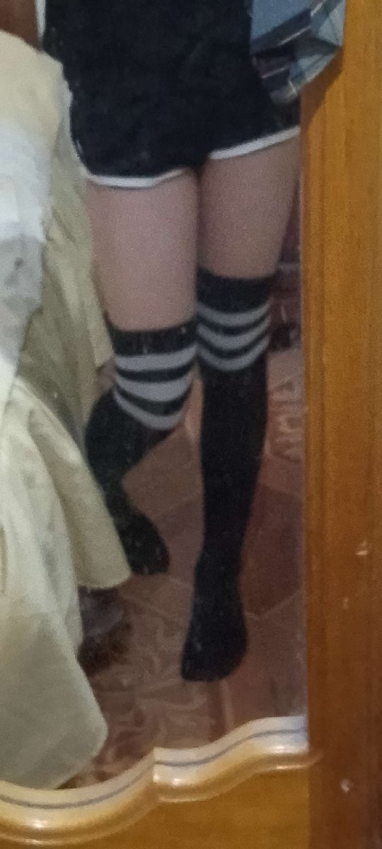 Traps_Community's tweet photo. Esperamos estén teniendo un gran día hoy <3
#traps #trap #femboy #femboys #femboi #femboymeme #femboymemes #gayboy #femboii #fembois #femboythighs #cosplay #maid      
Server oficial          
https://t.co/bpO0qvdH2r https://t.co/2HGJEVyUlZ